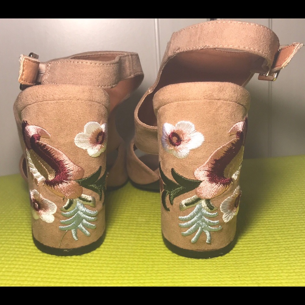 Charlotte Russe: Embroidered Suede Bootie (Size 7)
